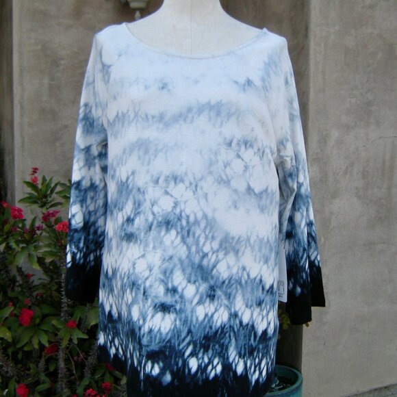 Soft Surroundings NWT Tunic Size MED Blue and White Ombre PrintSize 10-12 - Picture 9 of 9